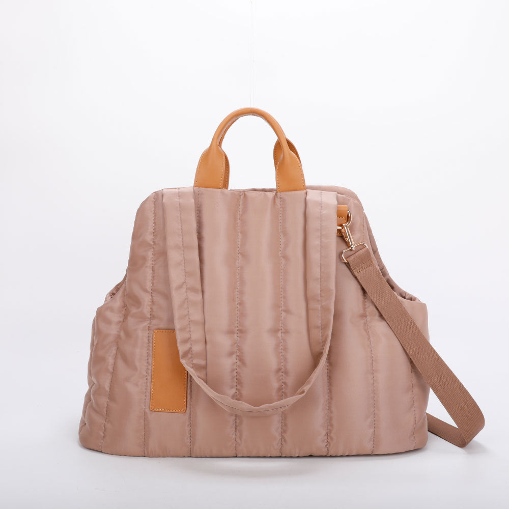Lightweight Waterproof Pet Carrier Bag - Stylish and Portable Handbag for Dogs and Cats